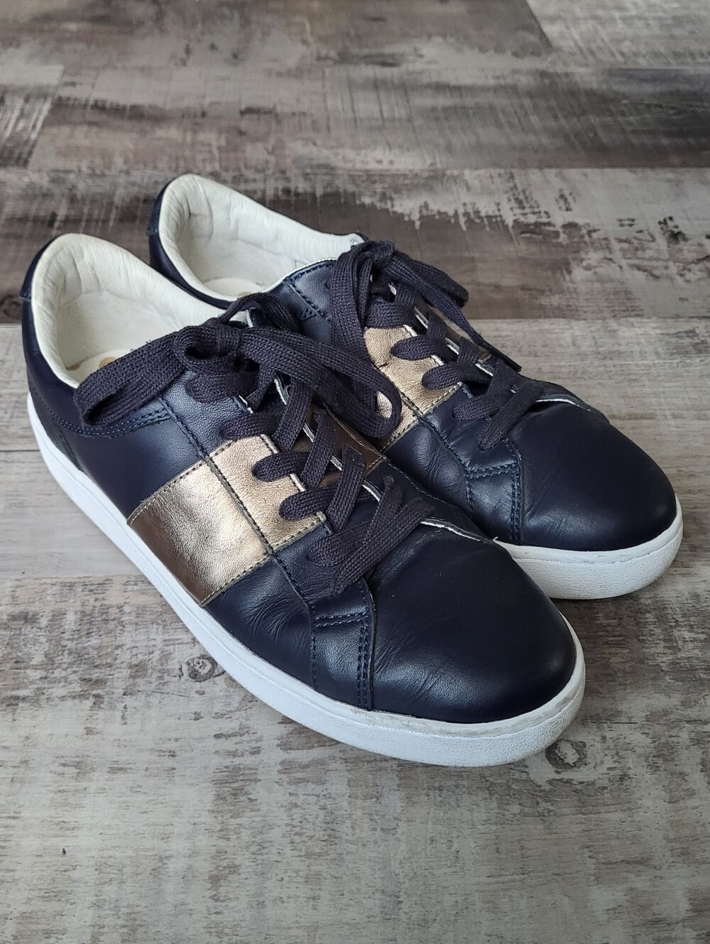 Boden Size 10.5 (EU 41) Navy Blue Leather Sneakers Womens Gold Stripe Tennis